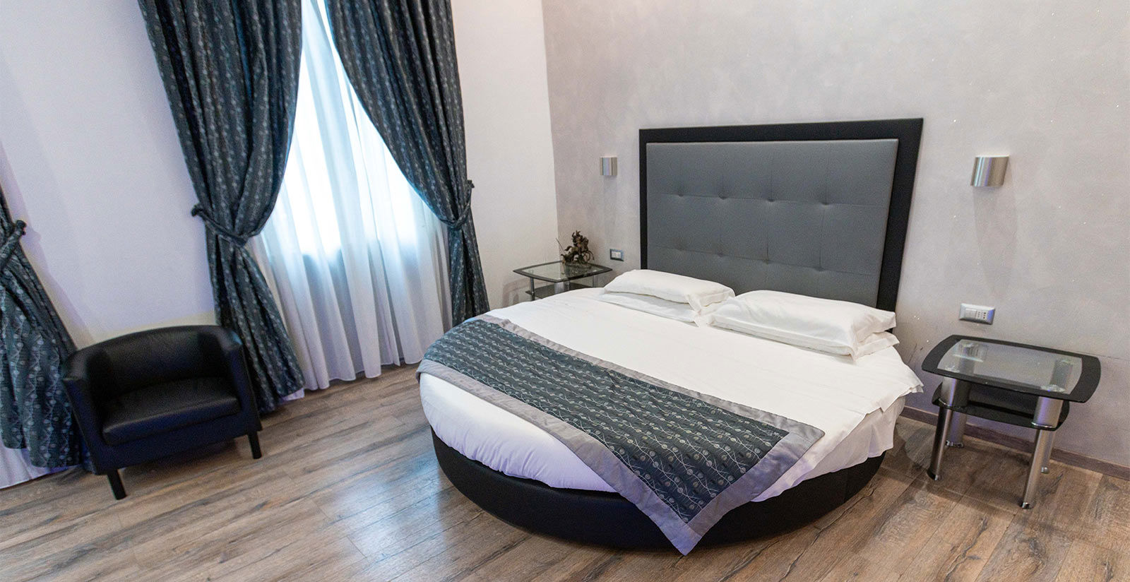 Junior Suite con Vasca Idromassaggio 10
