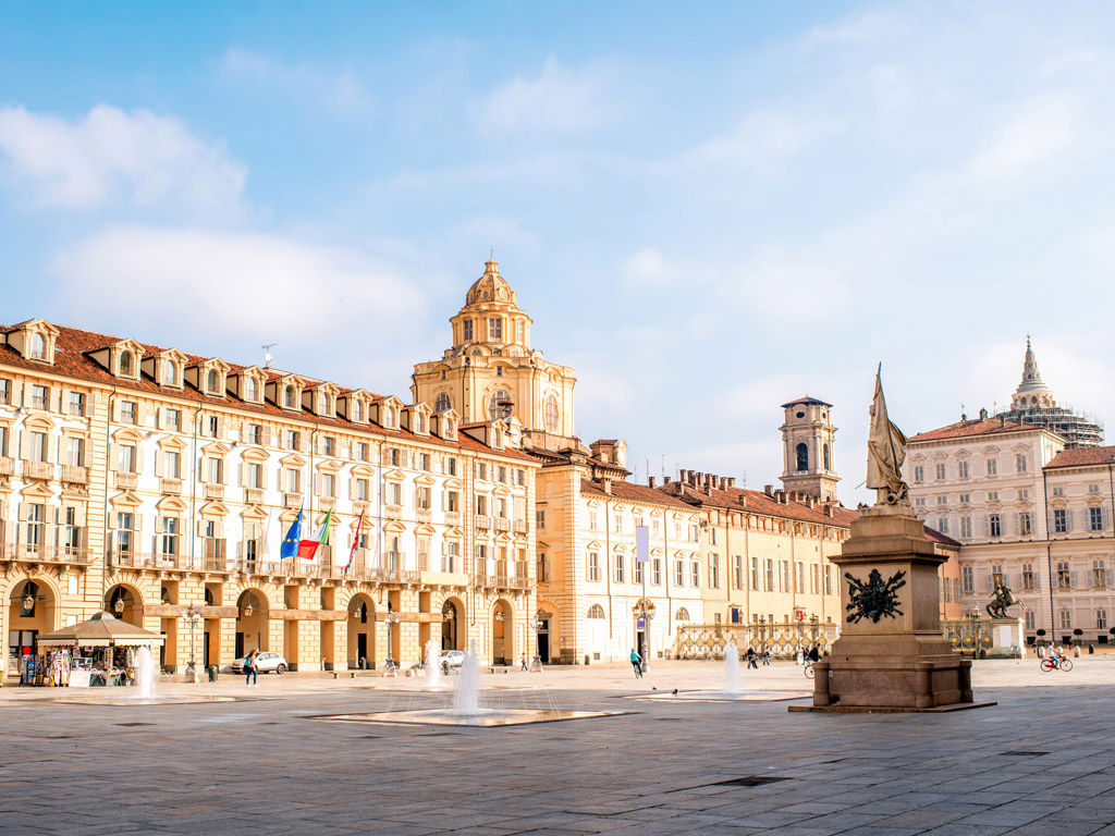 gallery/1024_Torino-Piazza-Castello.jpg gallery/1024_Torino-Piazza-Castello.jpg