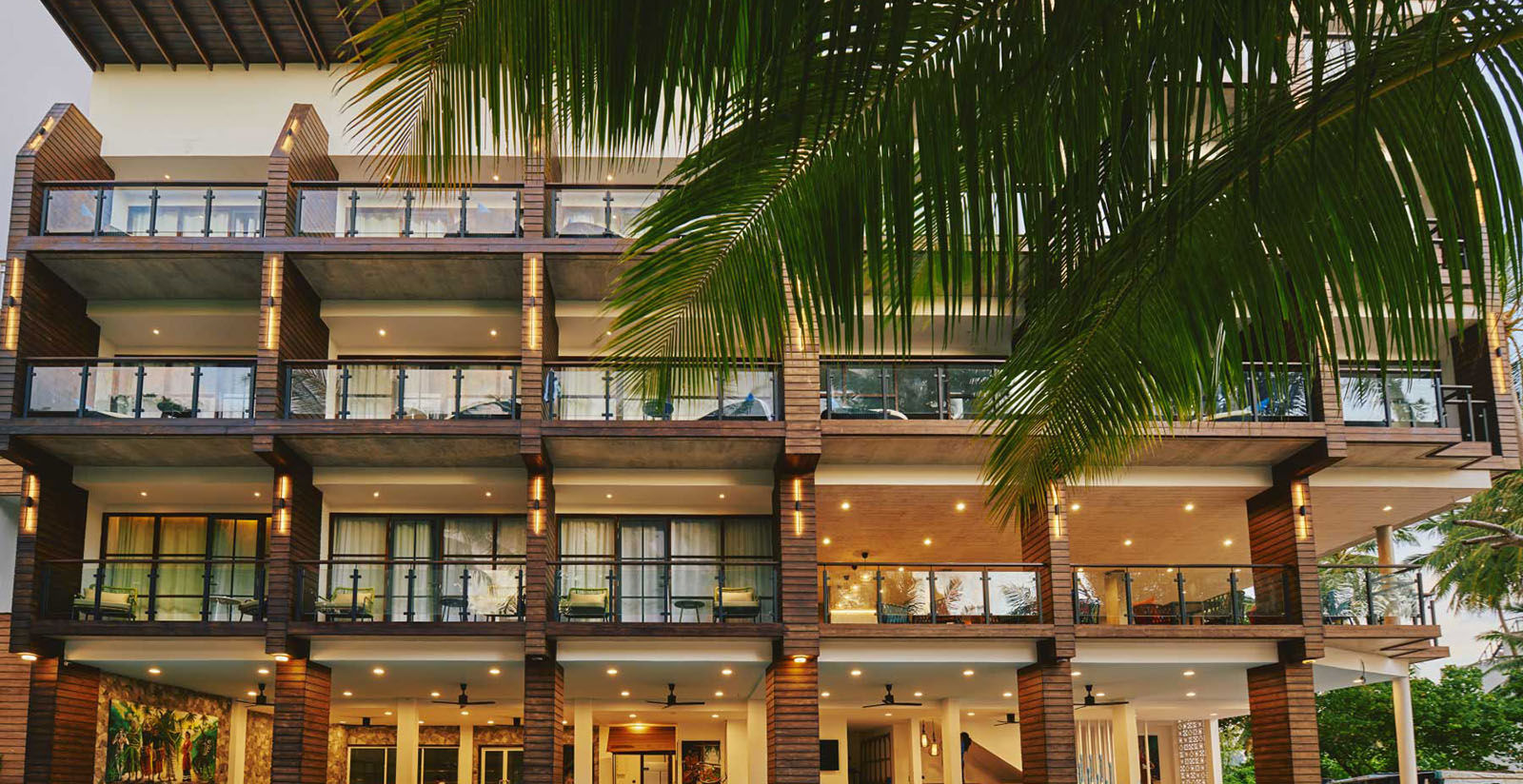 Beach Hotel Dhigurah 7 Beach Hotel Dhigurah 7