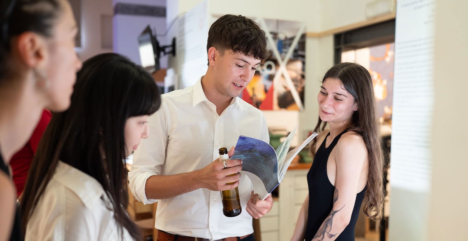 Talento, visione, bellezza: il nostro sostegno alla mostra di fine anno LAO 11