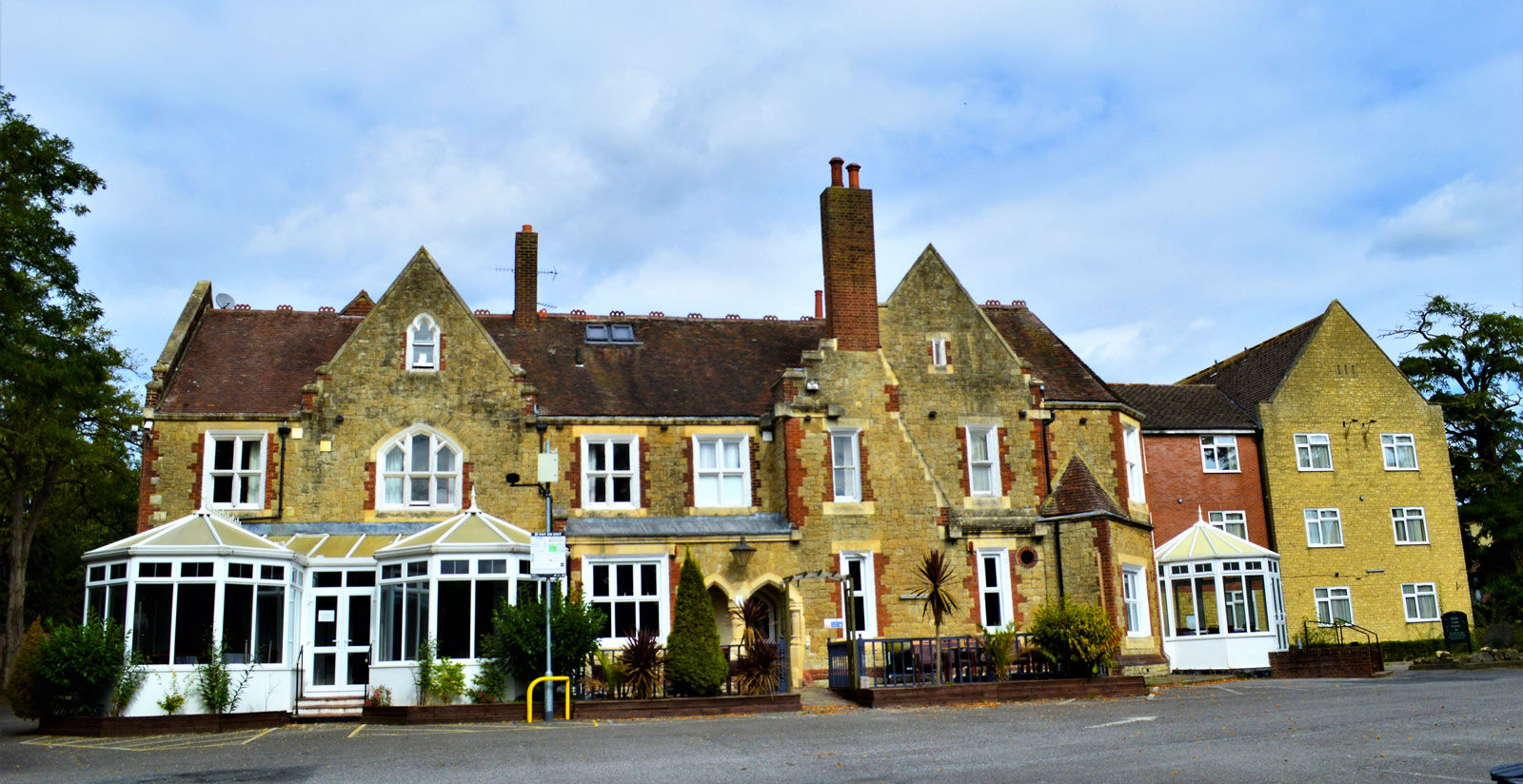 Hamlet Maidstone - Victorian hotel in Maidstone Kent 1
