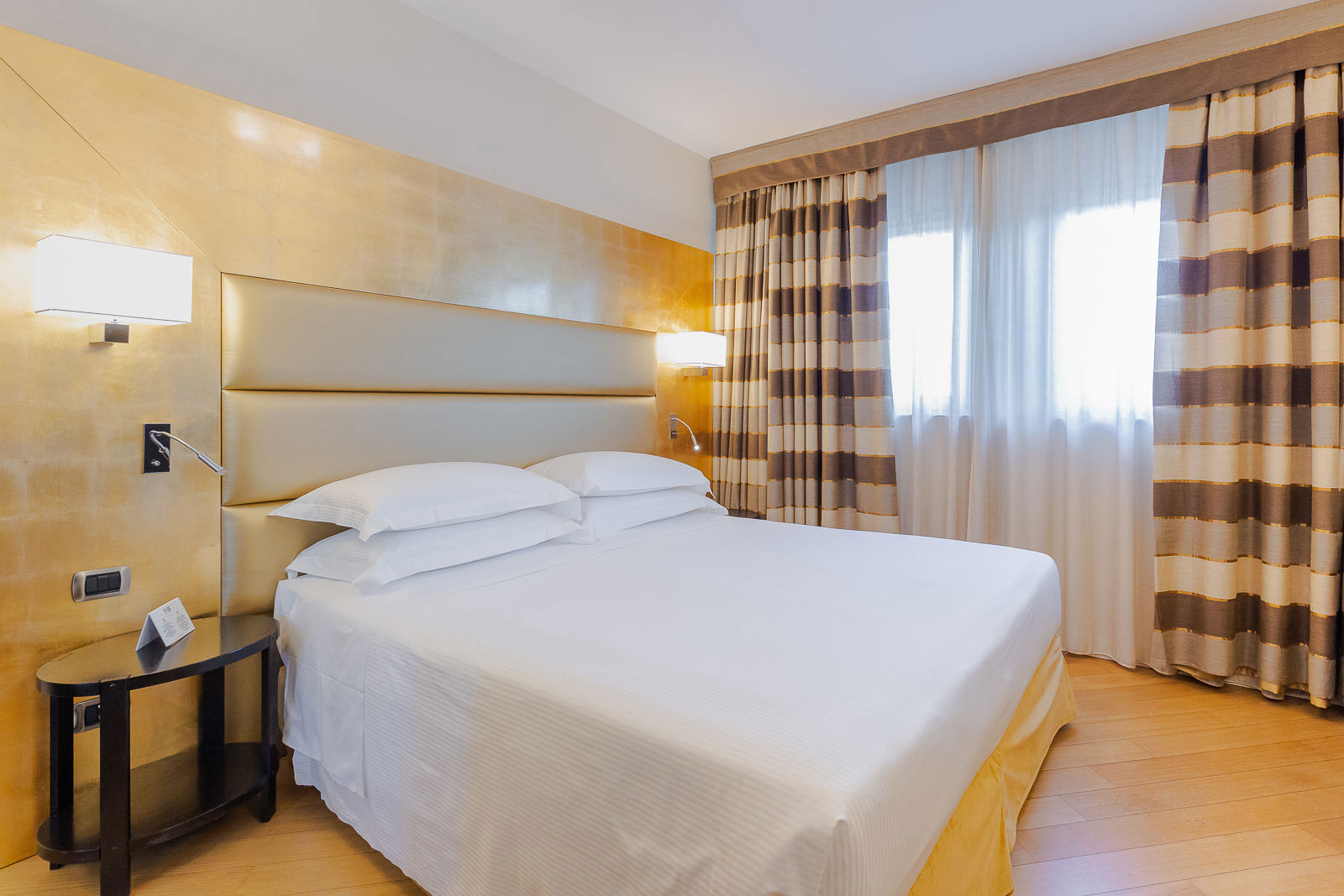 Grand Hotel Mediterraneo - Two Bedroom Suite 3