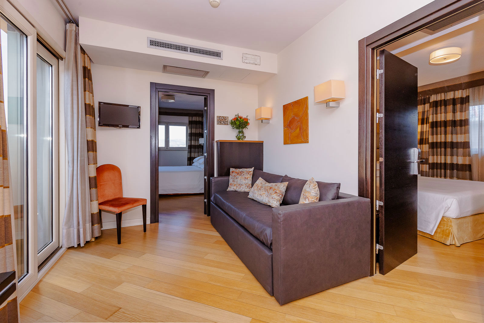 Grand Hotel Mediterraneo - Two Bedroom Suite 4