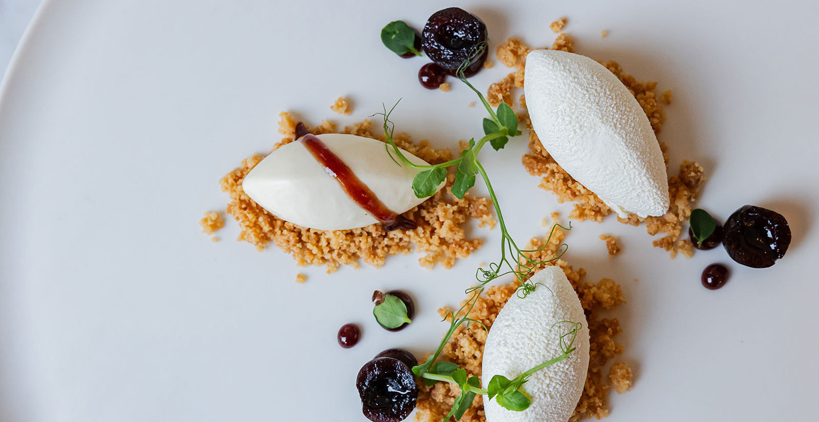 FH55 Hotels - Sweet ricotta mousse, sour cherries and vanilla brittle: chef Mulargia’s Valentine’s Day recipe 1