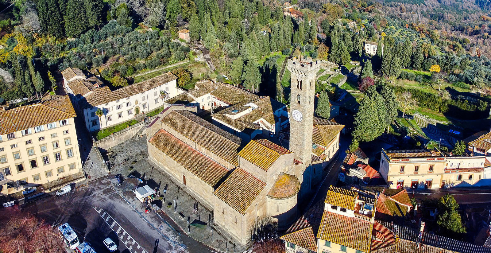 FH55 Hotels - Cathedral of San Romolo in Fiesole 1