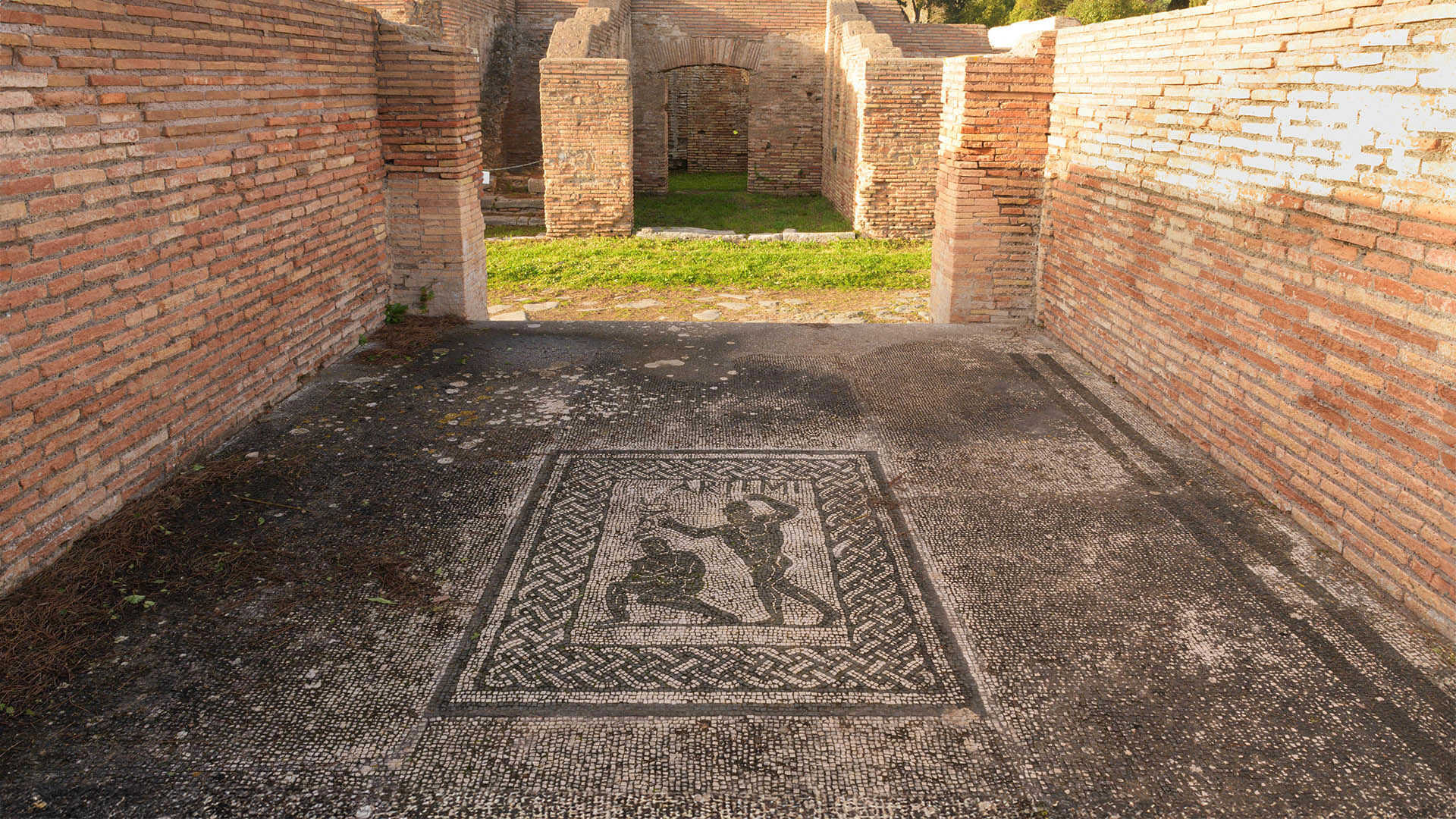 FH55 Hotels - Ostia Antica: visita al sito archeologico a due passi da Roma 1