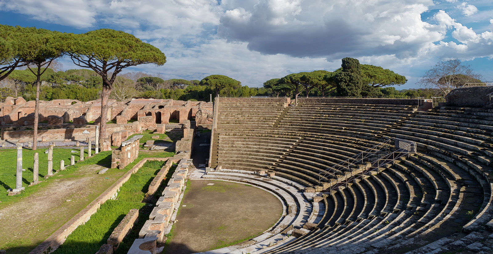 FH55 Hotels - Ostia Antica: visit the archaeological site just a stone's throw from Rome 1