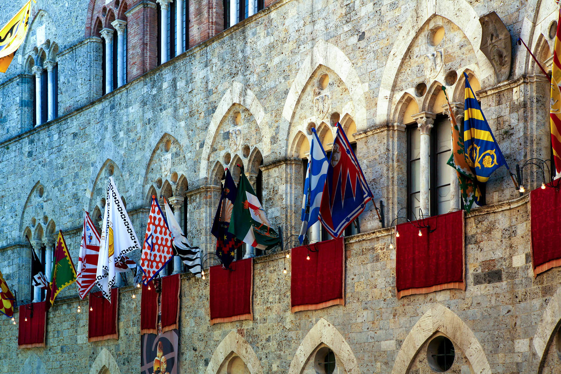 FH55 Hotels - Palio di Siena: storia, tradizione e date 1