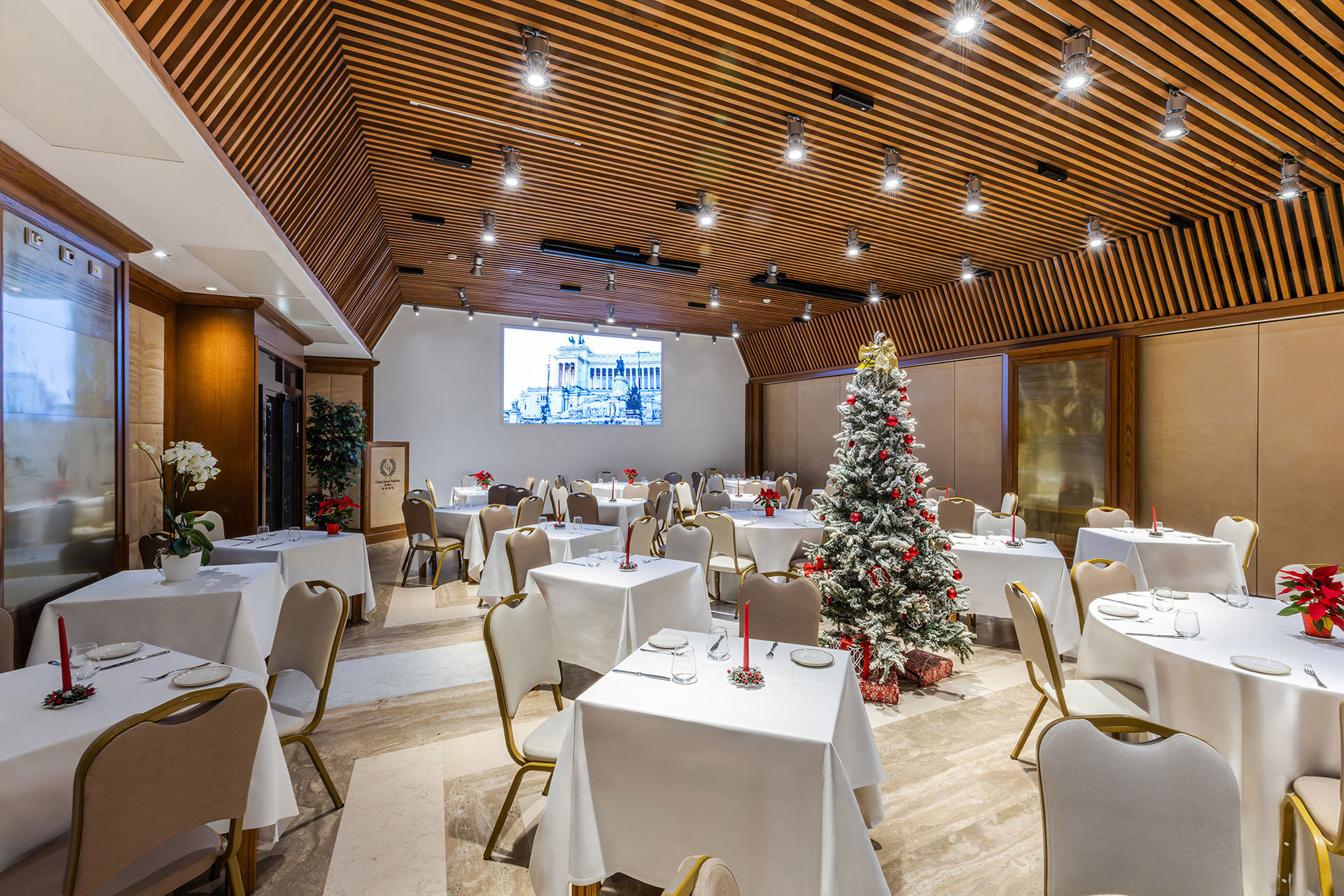 Grand Hotel Palatino - Dîner du Réveillon de Noël à Rome Monti au FH55 Grand Hotel Palatino 2