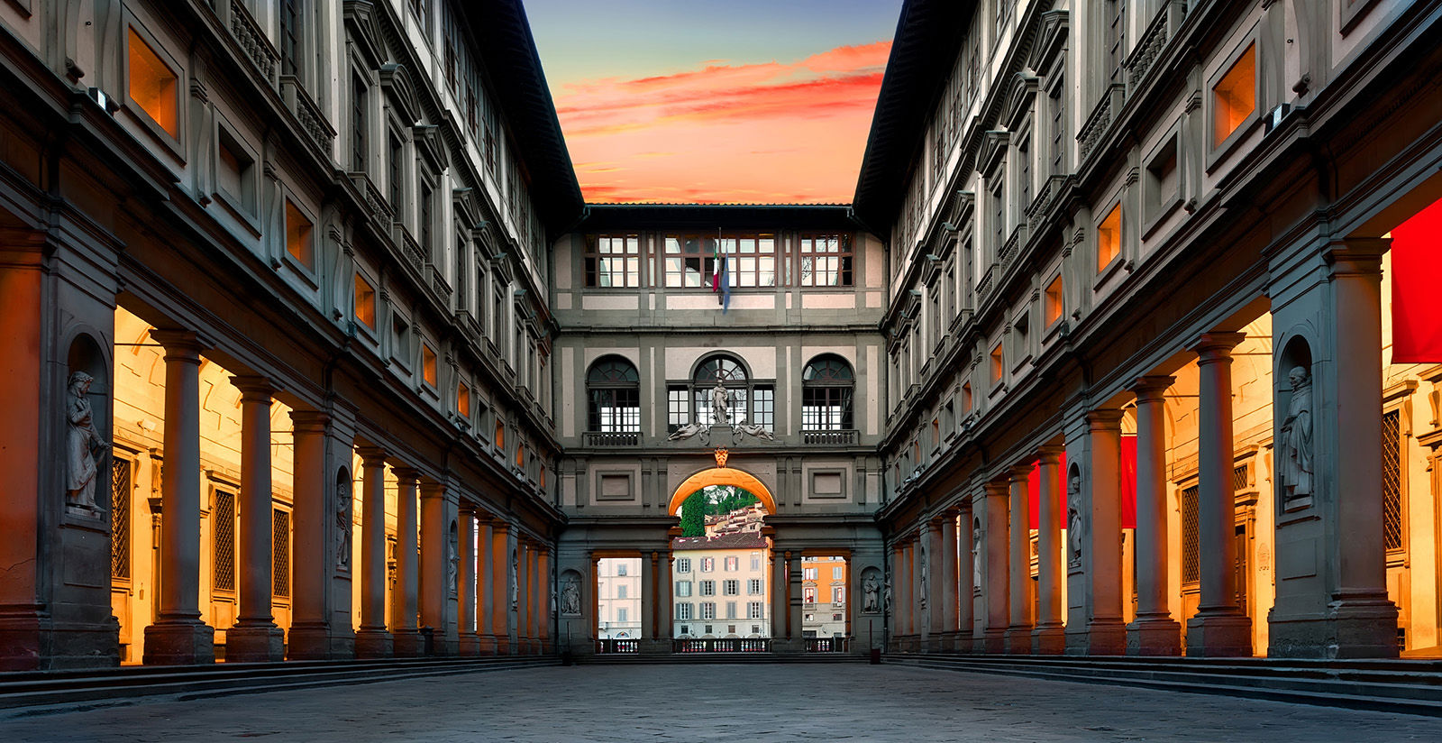 FH55 Hotels - Offerta Hotel nel centro storico di Firenze con ingresso agli Uffizi incluso 1