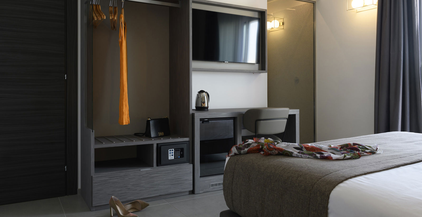 Comfort Zimmer mit Terrasse und Meerblick 2