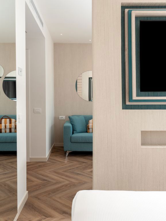 Junior Suite with sea view 4