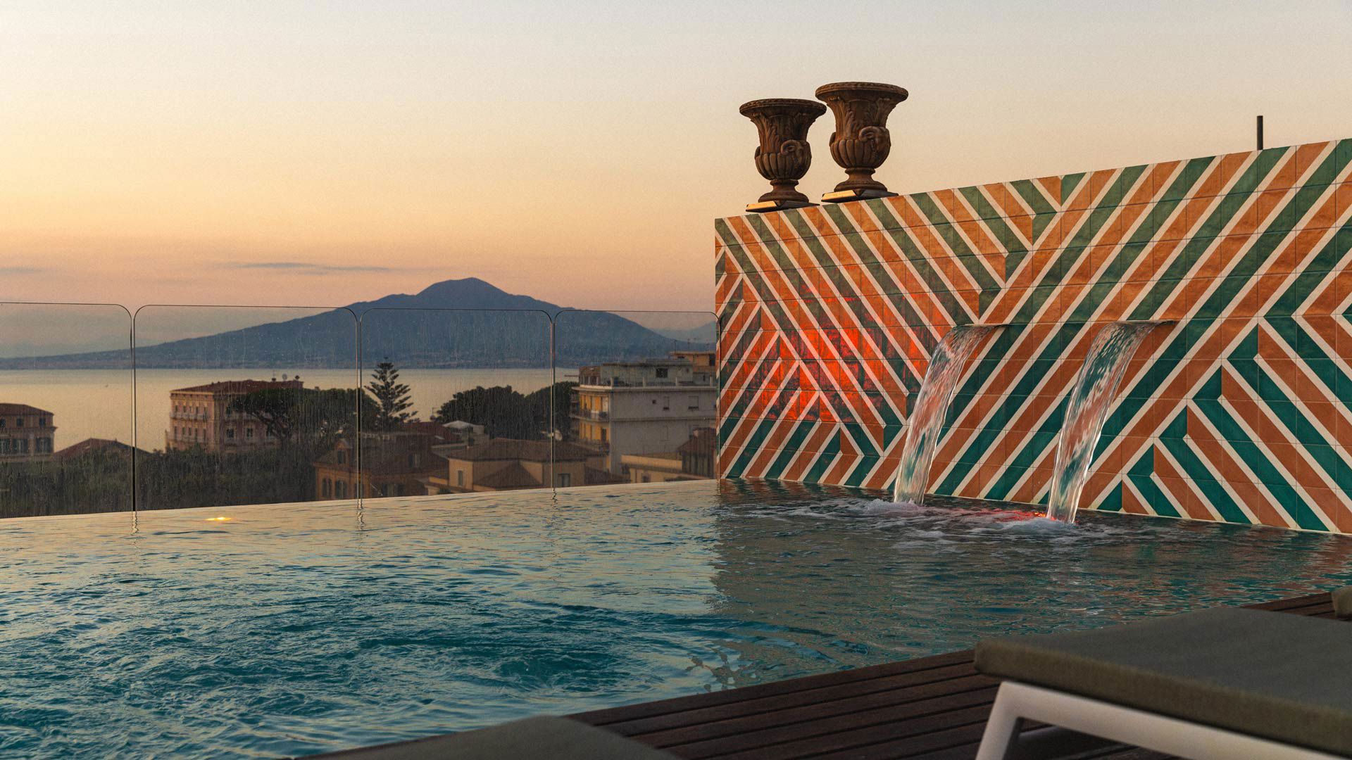 Un panorama mozzafiato sul centro storico di Sorrento 4