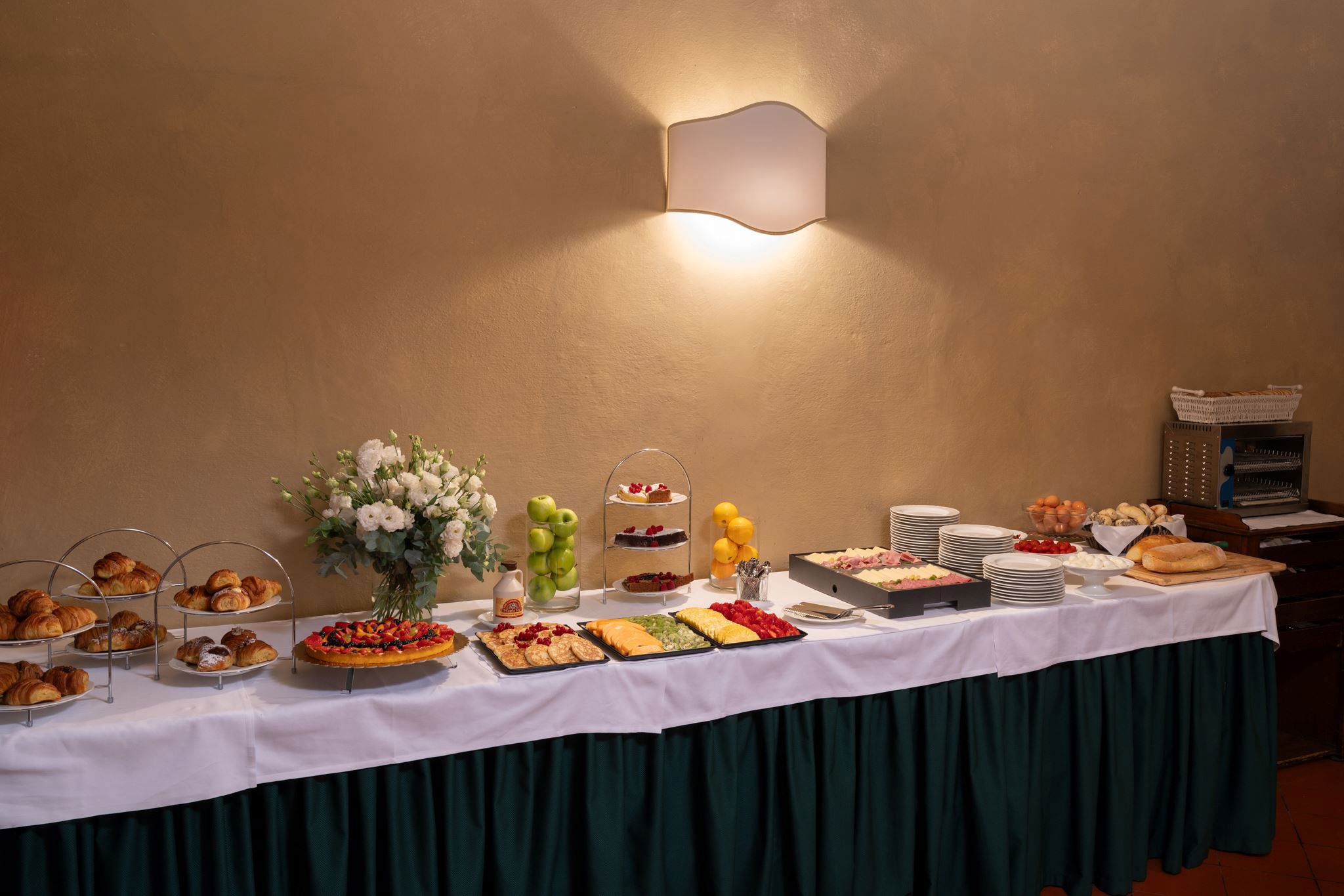 Taste the best of Florence 14