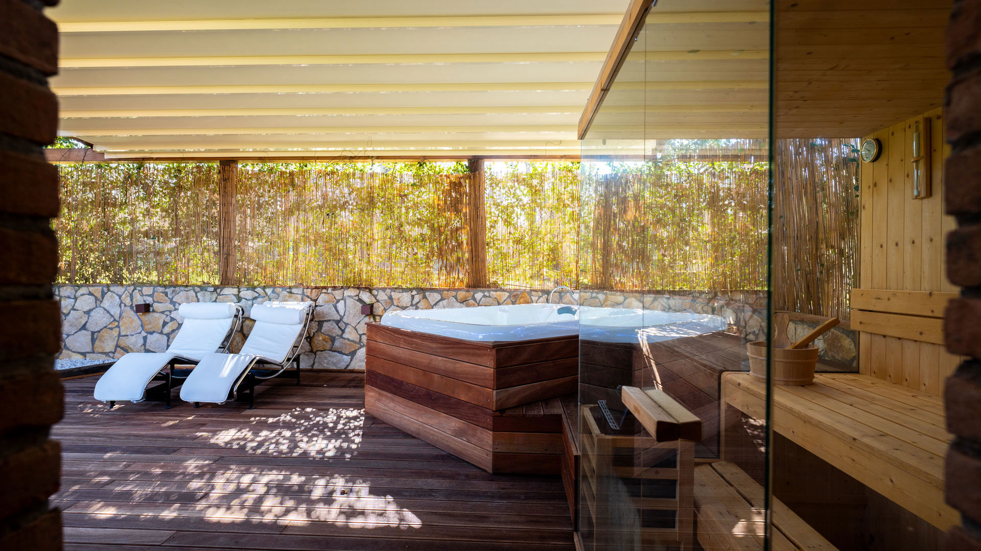 SPA Suite con Vasca Idromassaggio e Sauna Privata 2