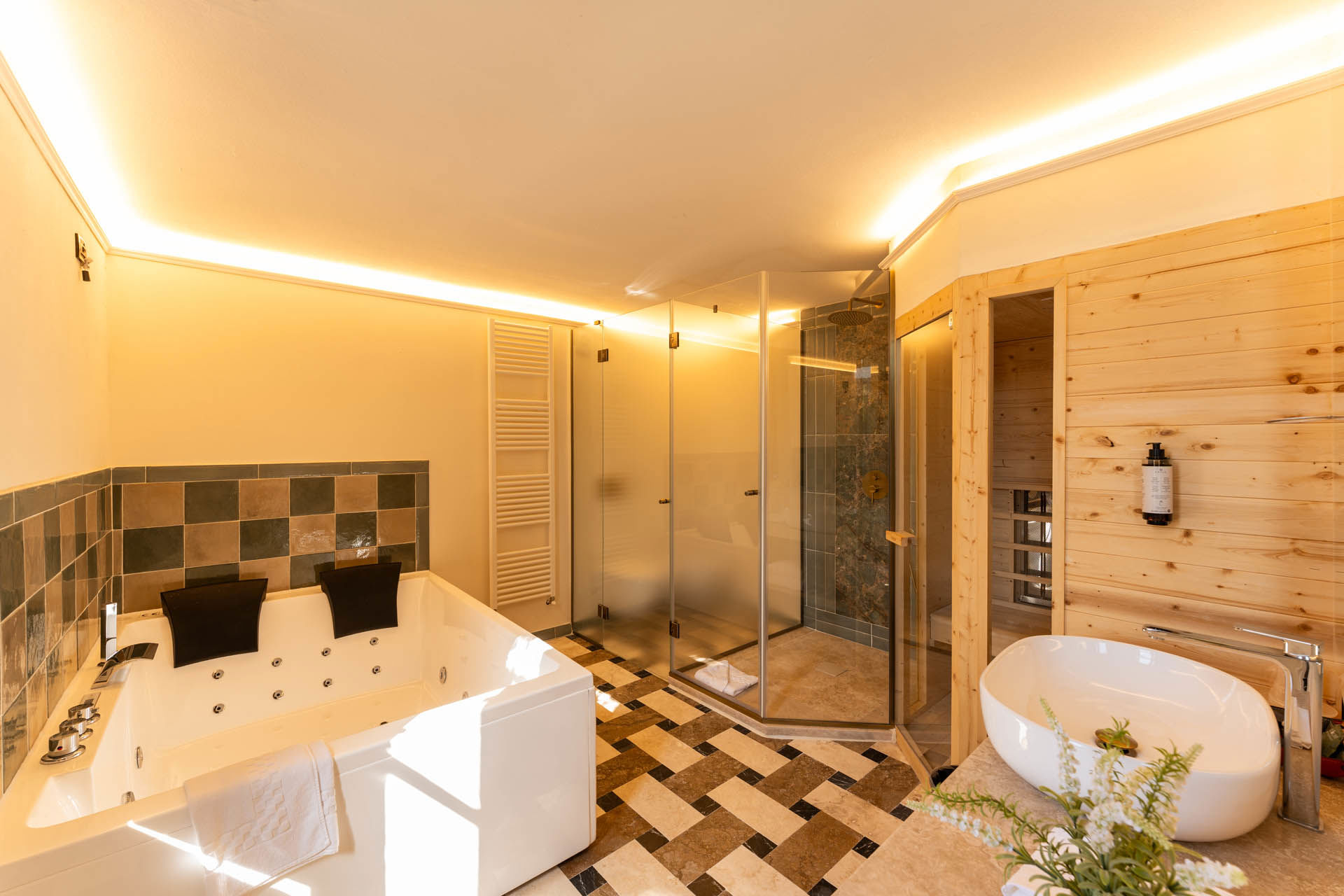 Spa Deluxe 9