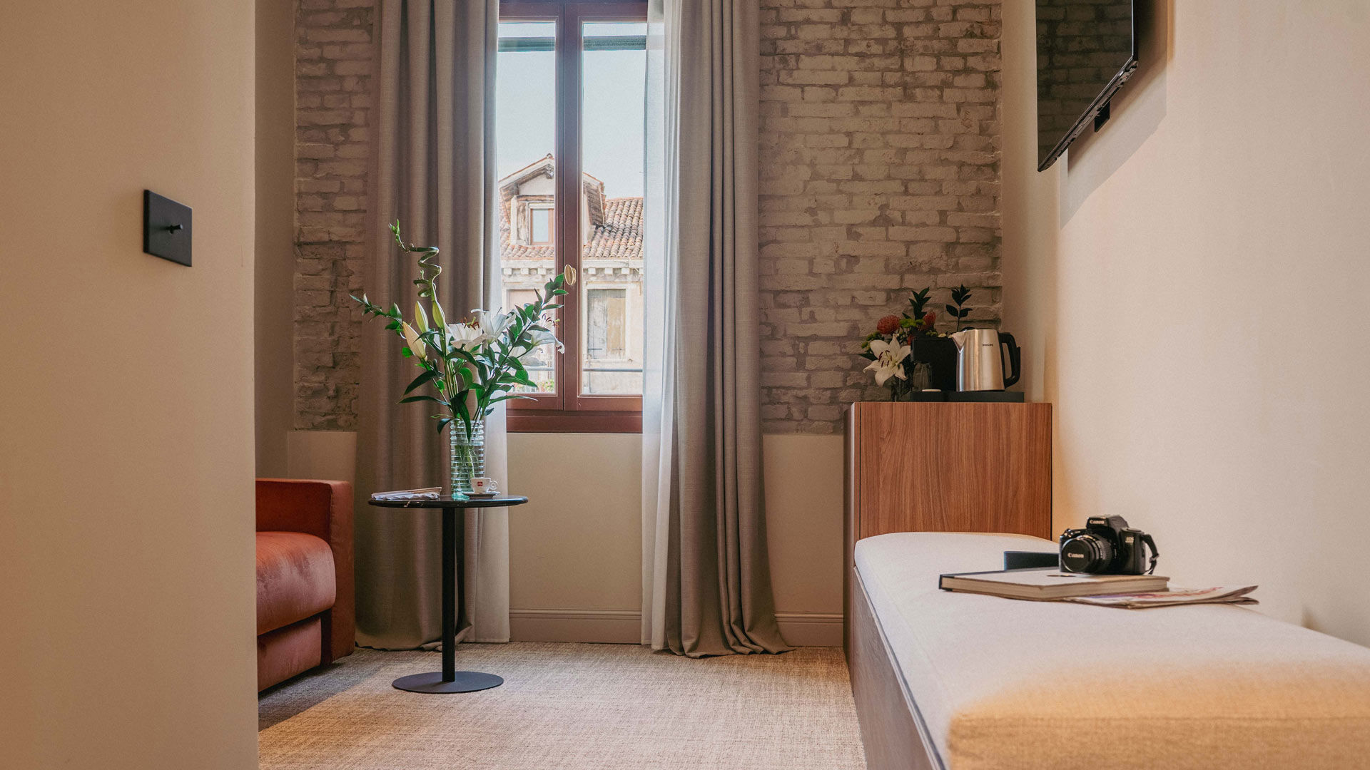 Suite 13