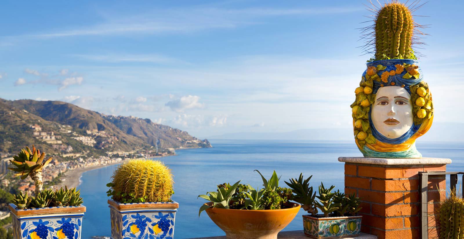 Bed and Breakfast in Taormina with terrace on the sea 4