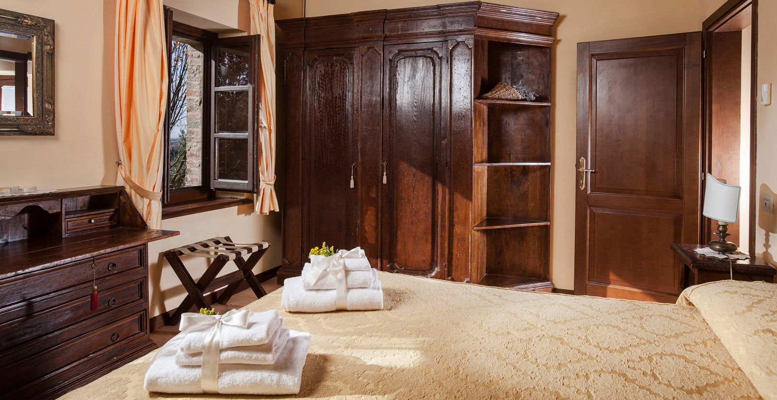 Services and Amenities 7