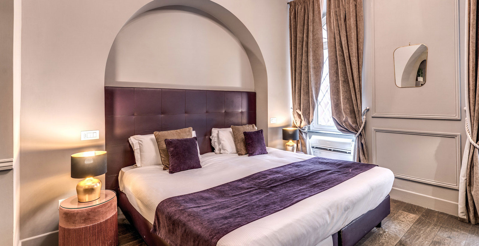 Junior Suite Room 305 15