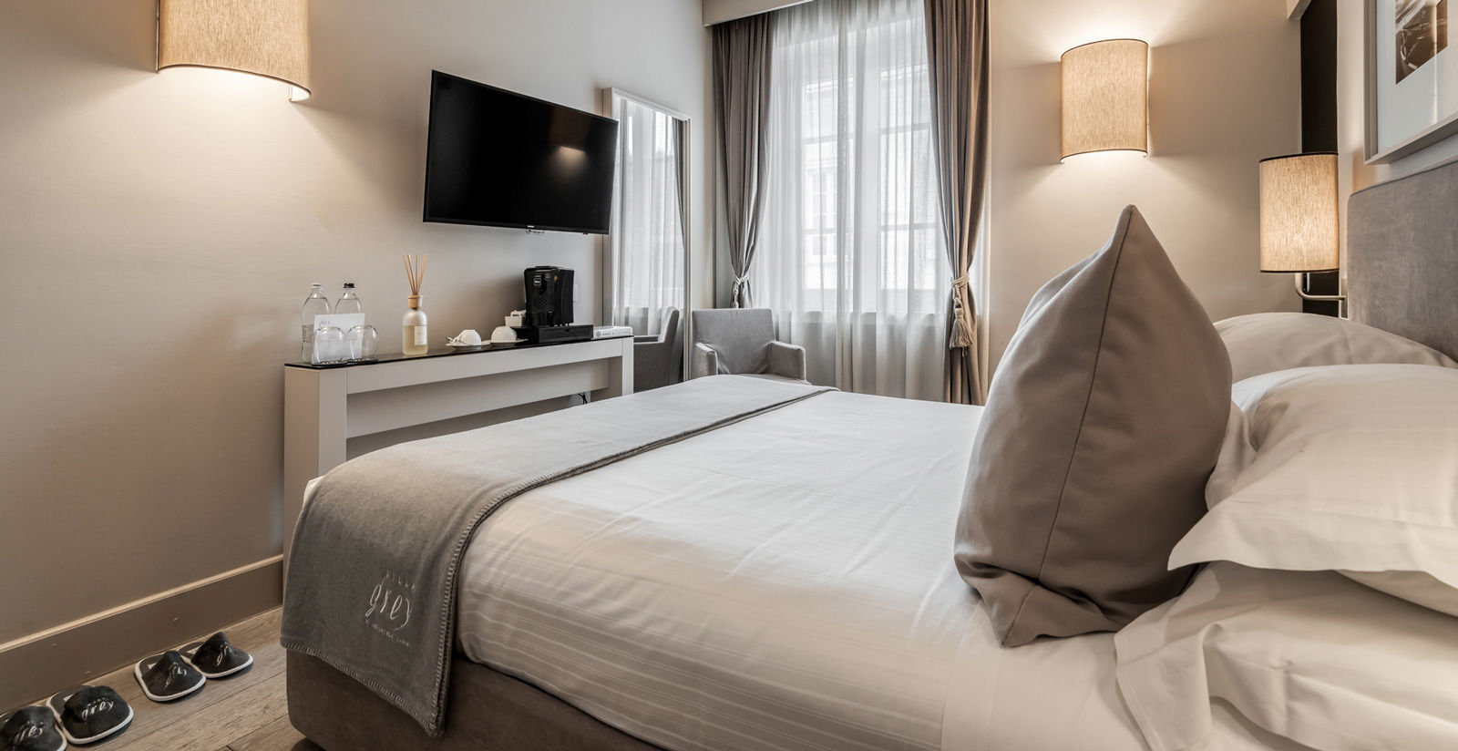 Chambre Classic vue sur le jardin ou vue latérale 11