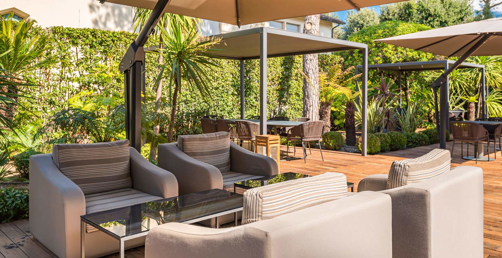 The <em>Villa</em> is a special place, designed for an exclusive and at the same time comfortable retreat. 15 The <em>Villa</em> is a special place, designed for an exclusive and at the same time comfortable retreat. 15