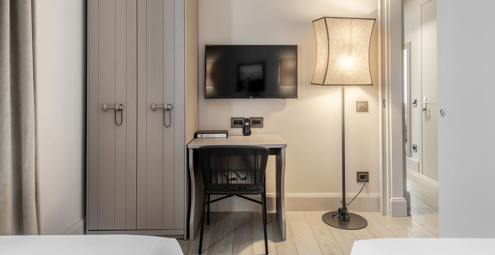 Family Attic Suite View of Apuan Alps in Dimora residence 3