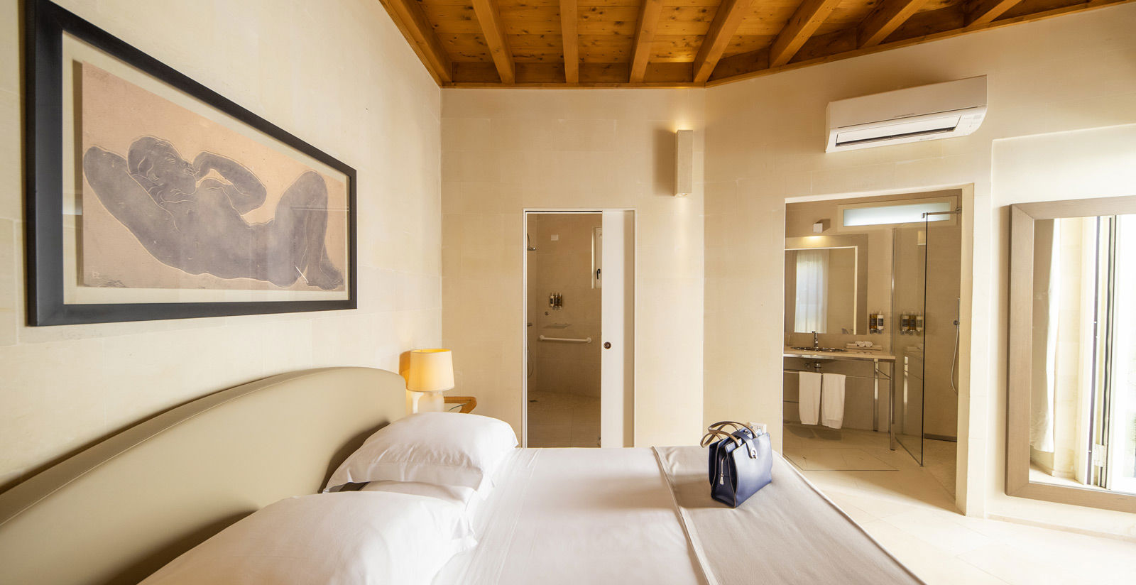 Superior Accessible Room 2