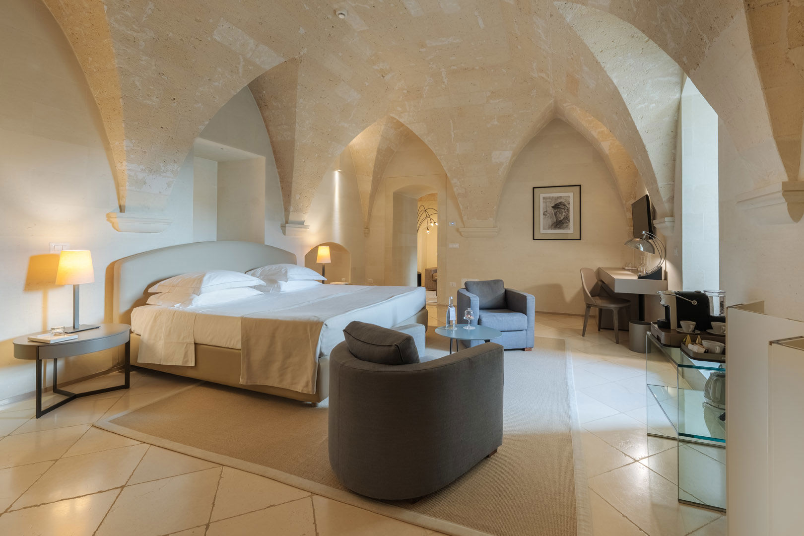 One Bedroom Suite 6