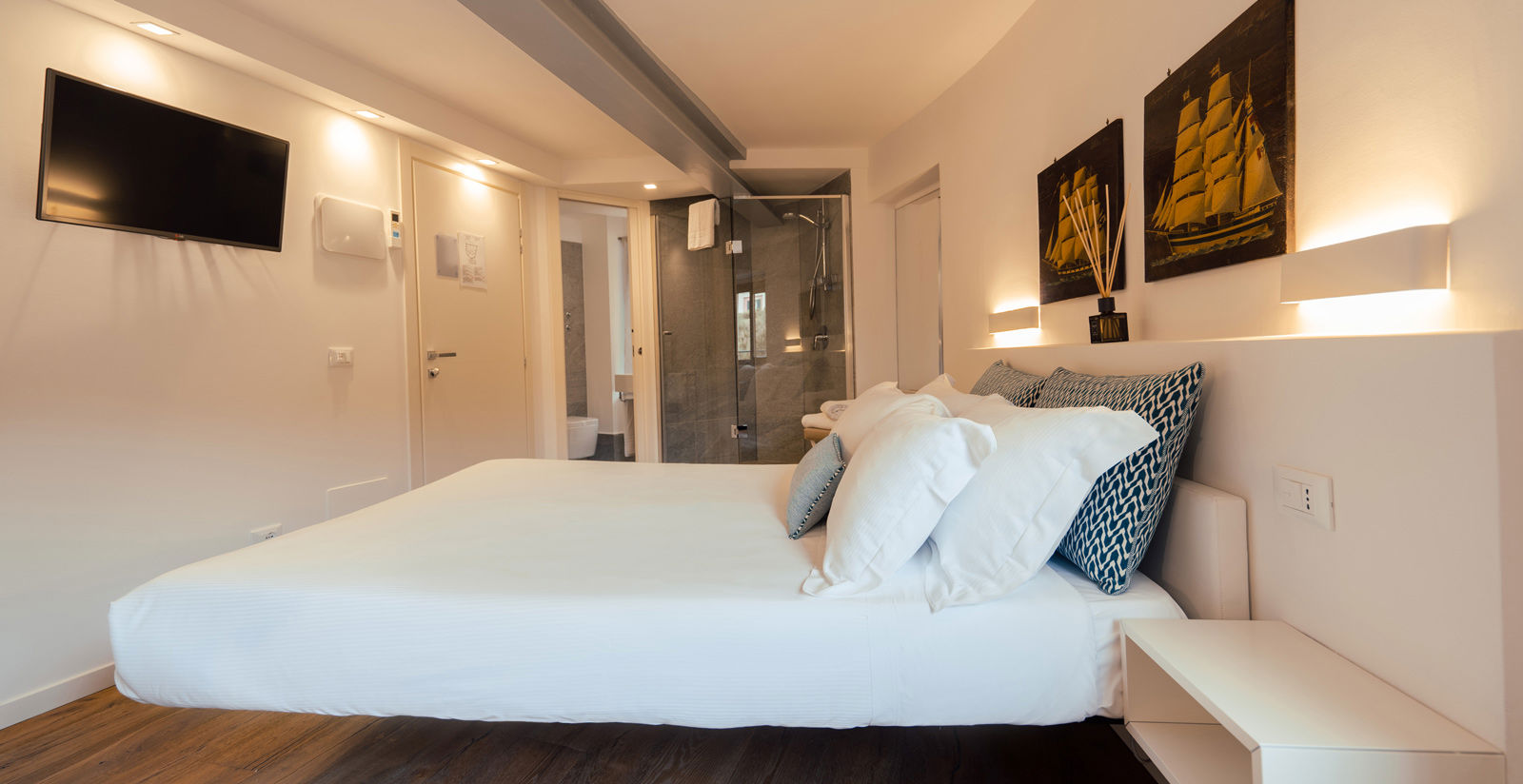 Standard Rooms 7