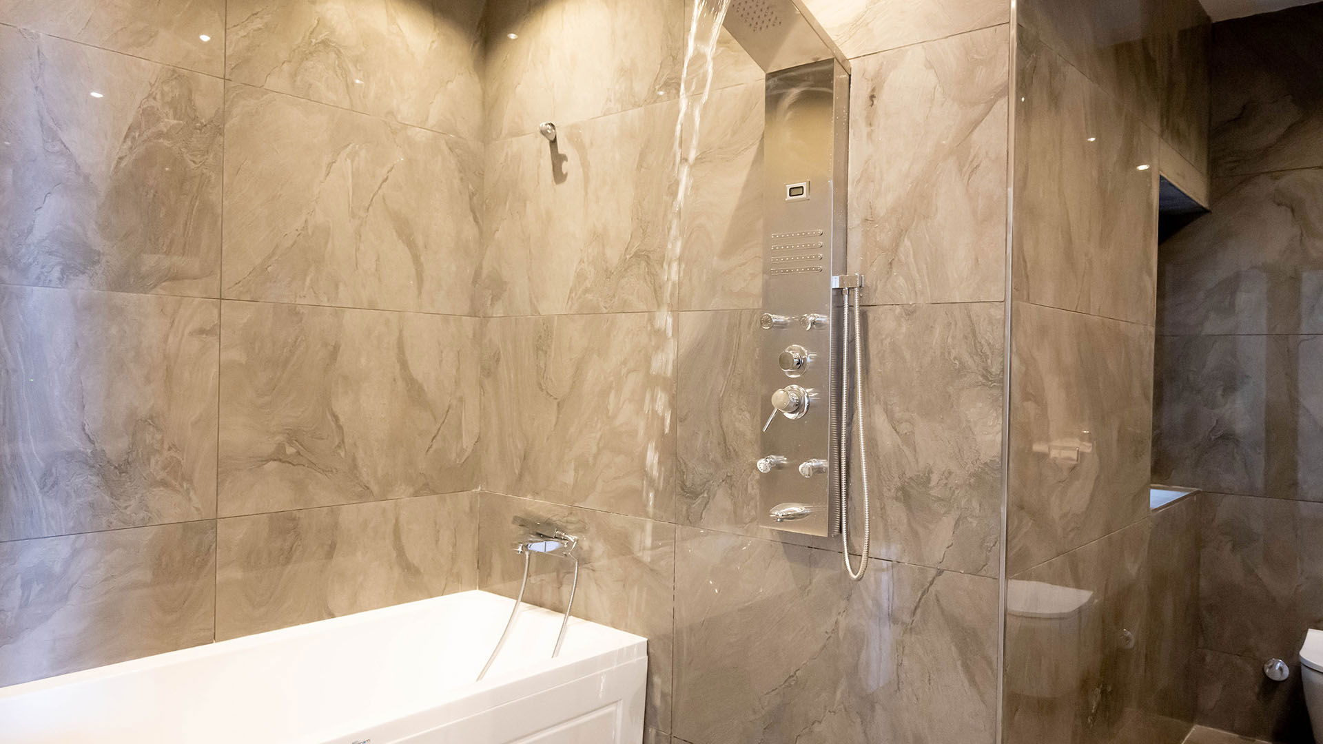 Premium Grandmaster Two Bedroom Suite 6