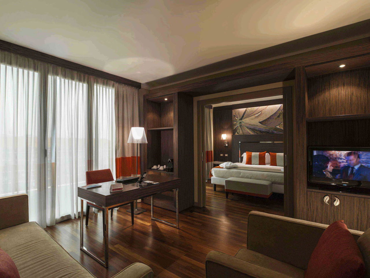 Book a Suite at the Hotel Ramada Plaza in Milan, a Design hotel