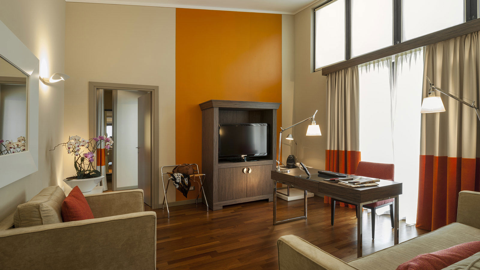 Business suite 9 Business suite 9