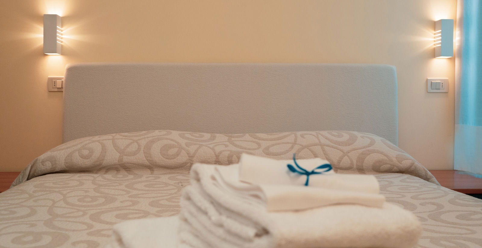 Classic Two-Room Apartment 5