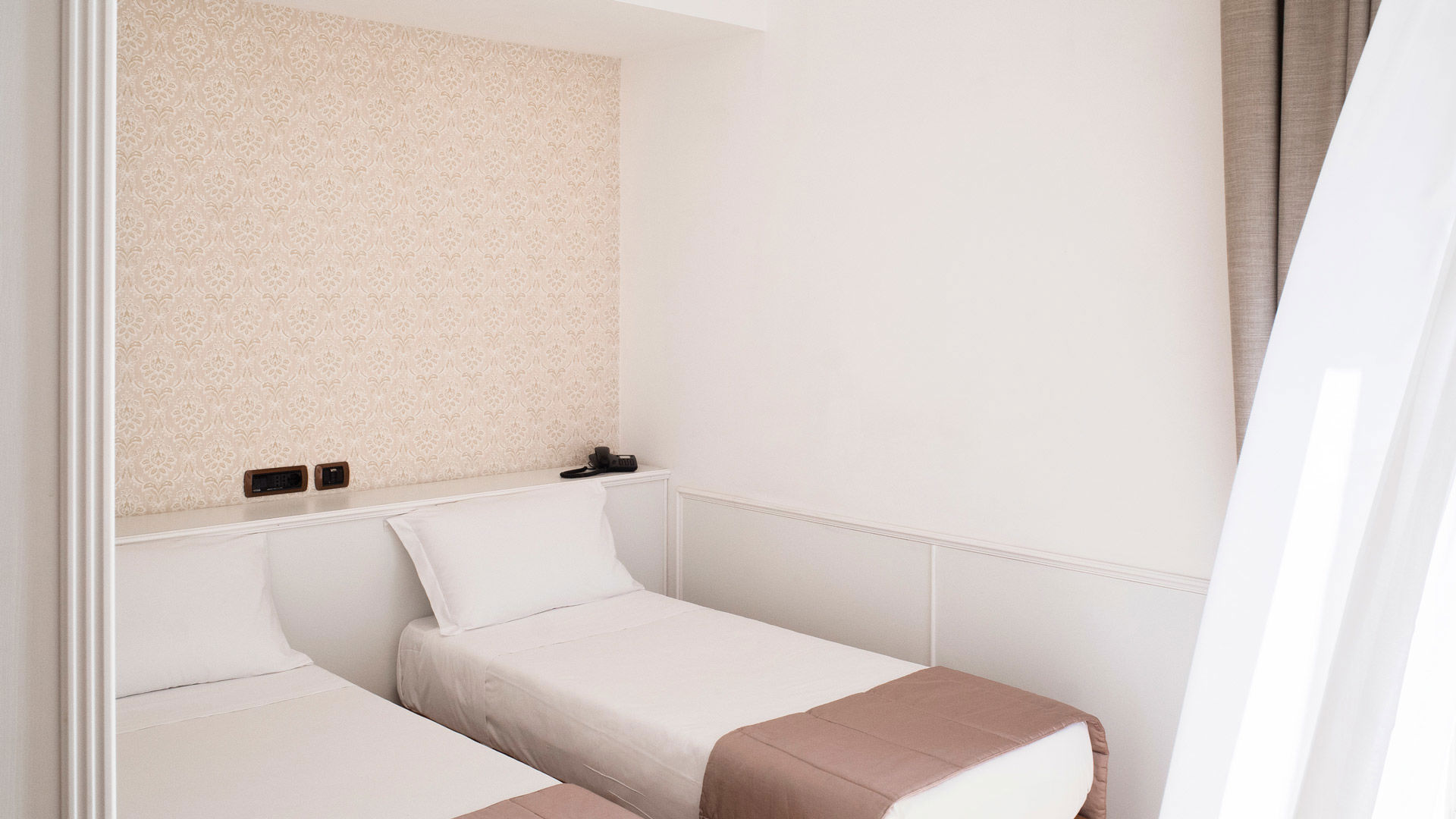 Camera Doppia Letti separati 9