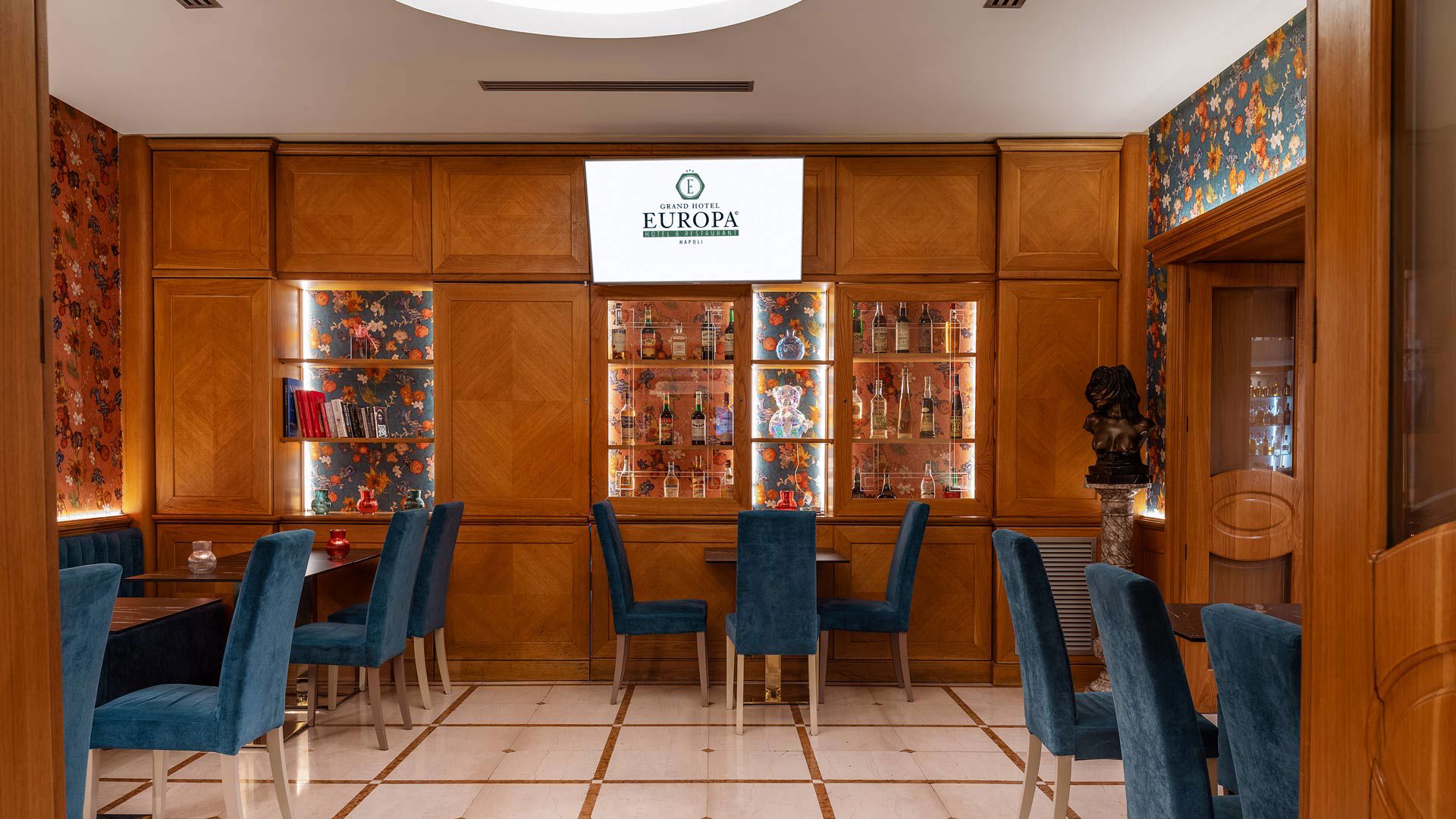 Lounge Bar 3 Lounge Bar 3