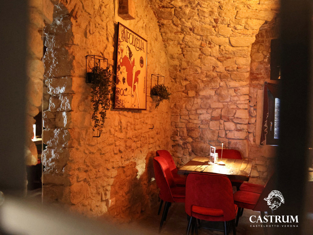 Romantic Stay + Tasting Dinner Package 10