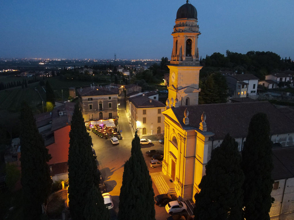 Romantic Stay + Tasting Dinner Package 9