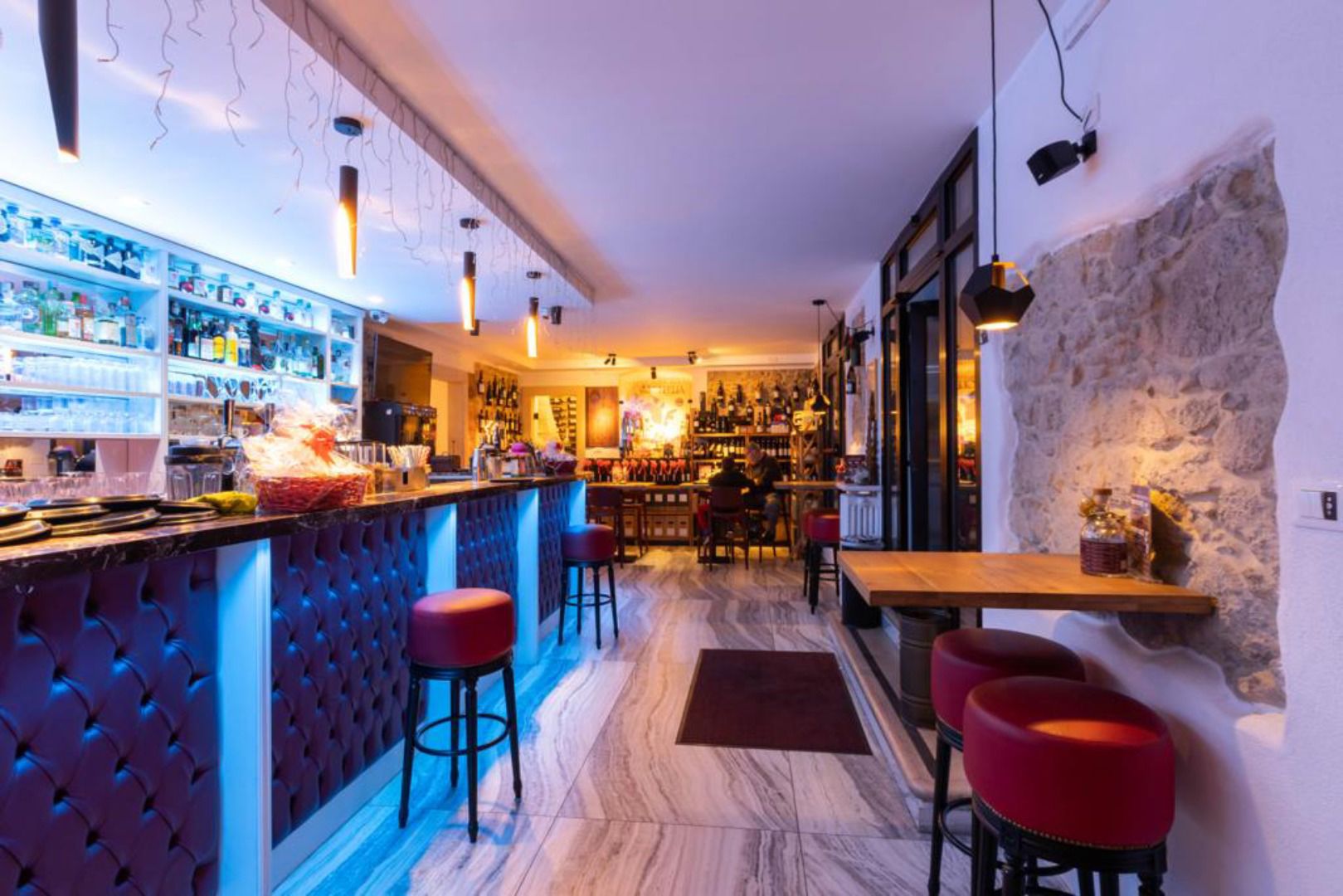 Wine Bar & Bistrò 28